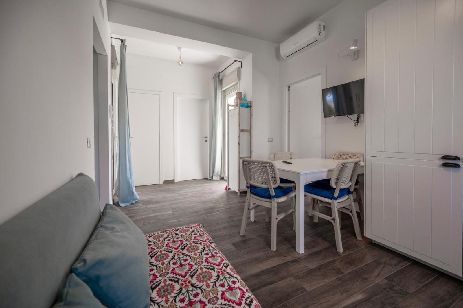 Villa Nisa Apartment Sea View Fontane Bianche Exterior photo